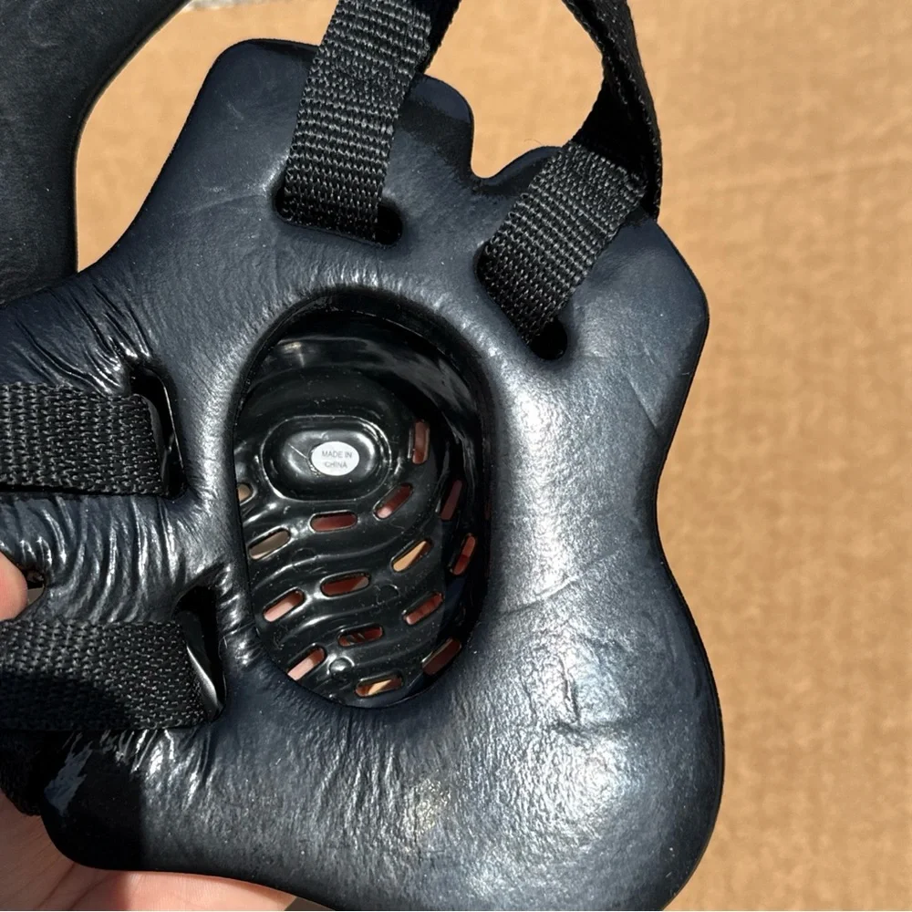 Cliff Keen F5 Tornado Wrestling Headgear One Size Fits All Black Scuffs